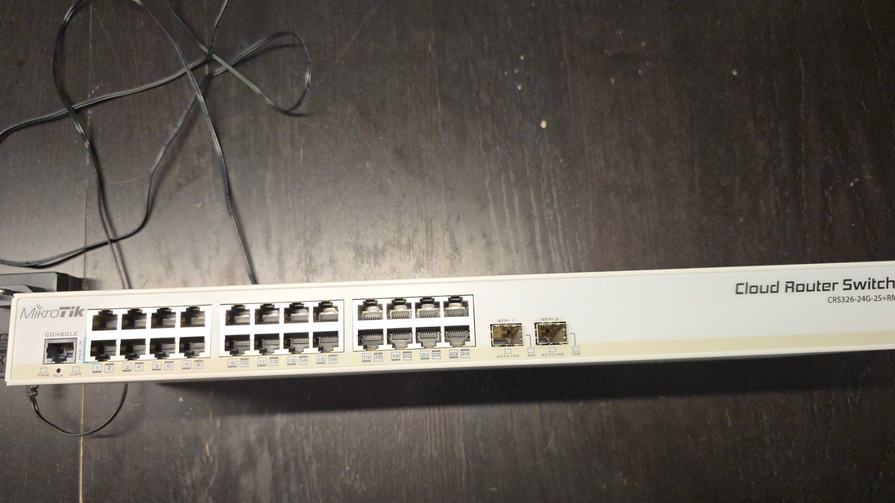 Modem & Router: MikroTik CRS326-24G-2S+RM – Usato da Niederurnen venduto da Jstussi