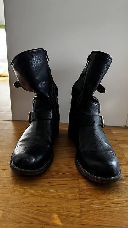 Damenschuhe: Boots Grösse 38 – Gebraucht aus Basel von R__Mueller 1