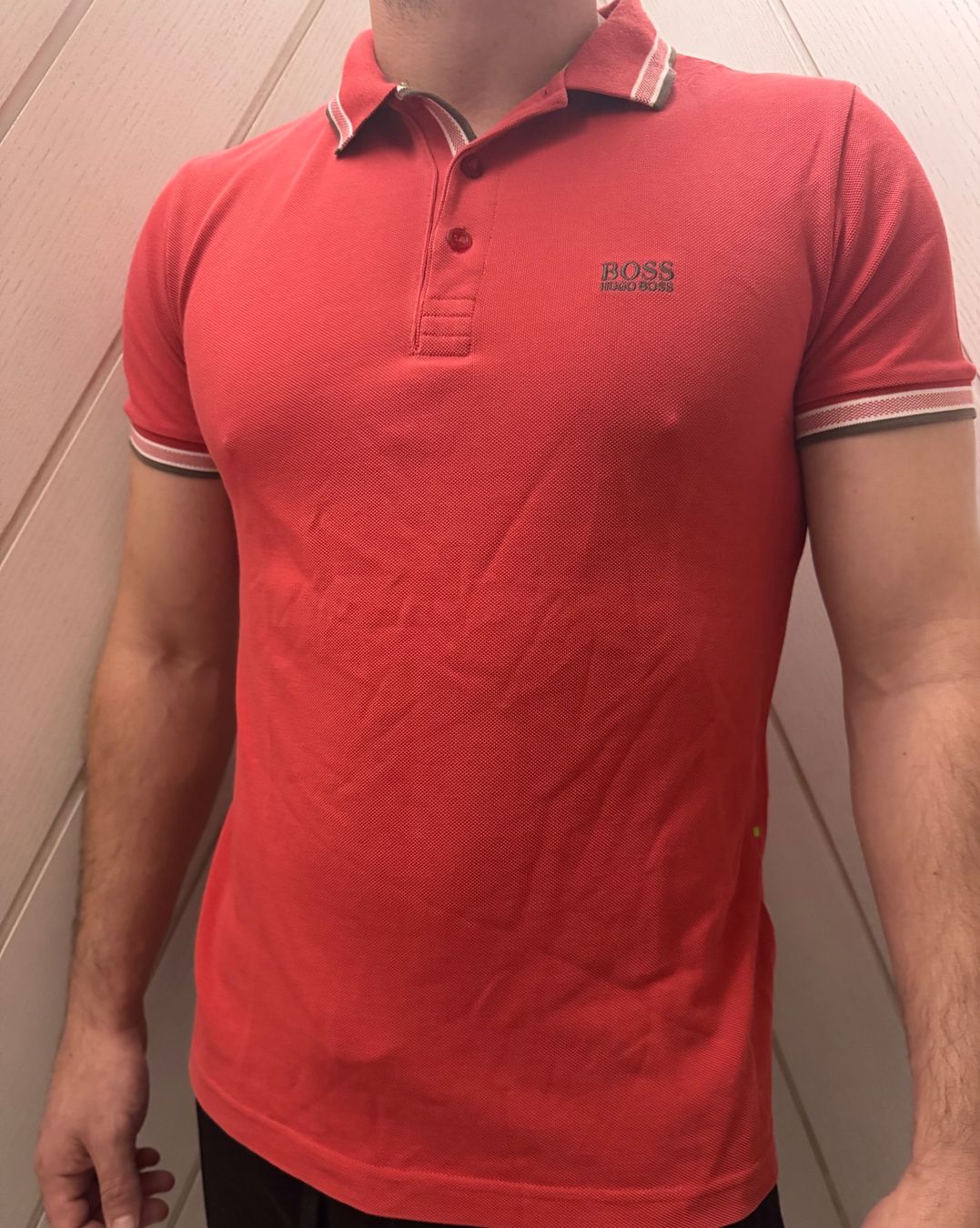 Hugo Boss Magliette Polo: Polo Hugo Boss, Taille M – Nuovo (secondo la descrizione) da Moutier venduto da Vane-Ortiz