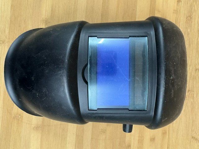 Postes à souder: Schweisshelm – D'occasion à Liebefeld par 3-2-1-mein