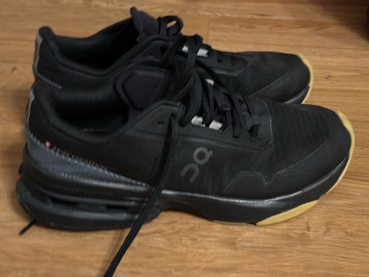 On Scarpe da uomo: On Running Cloudpulse Pro ®  Black Rock  – Usato da Kriens venduto da Ileriadiamore