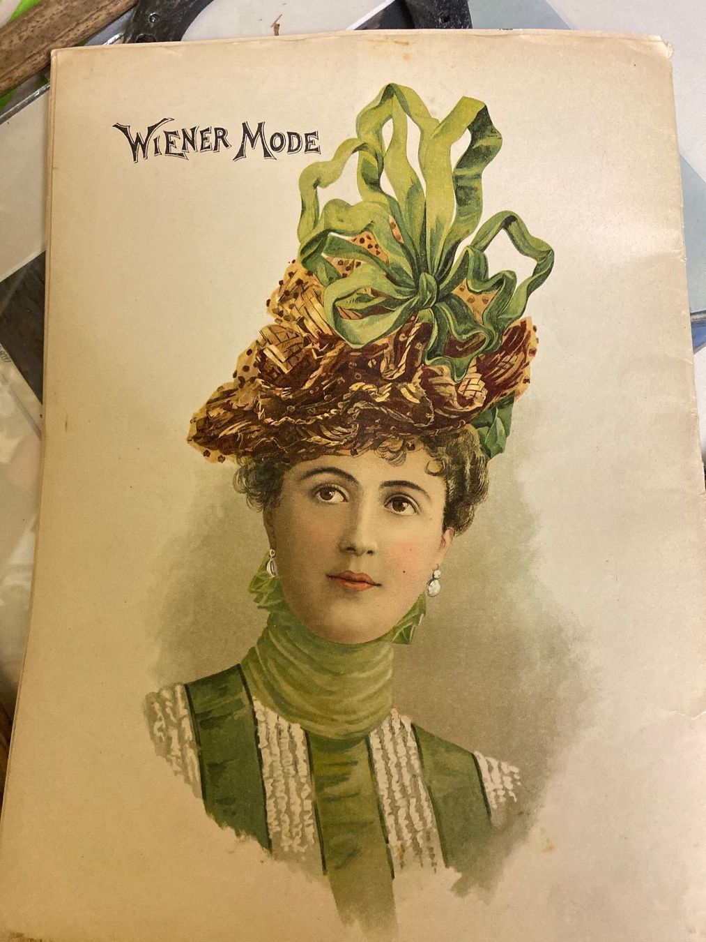Zeitschriften & Magazine: wiener mode antike zeitschrift 1898 – Gebraucht aus Gipf-Oberfrick von Iberico 7
