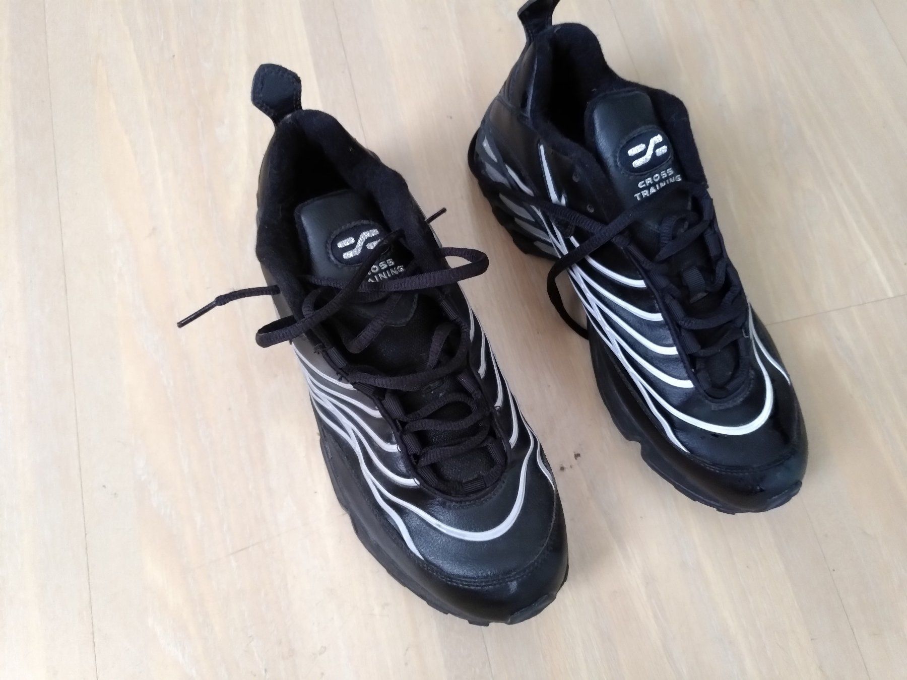 Nike Chaussures hommes: NIKE Sample CROSS TRAINING – D'occasion à Winterthur par julius-caesar 3