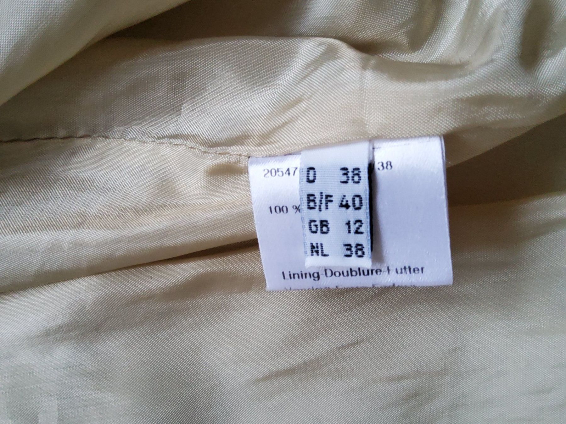 Giacche: Beige Steppjacke, Übergangsjacke – Usato da Villnachern venduto da RicardoMary 4
