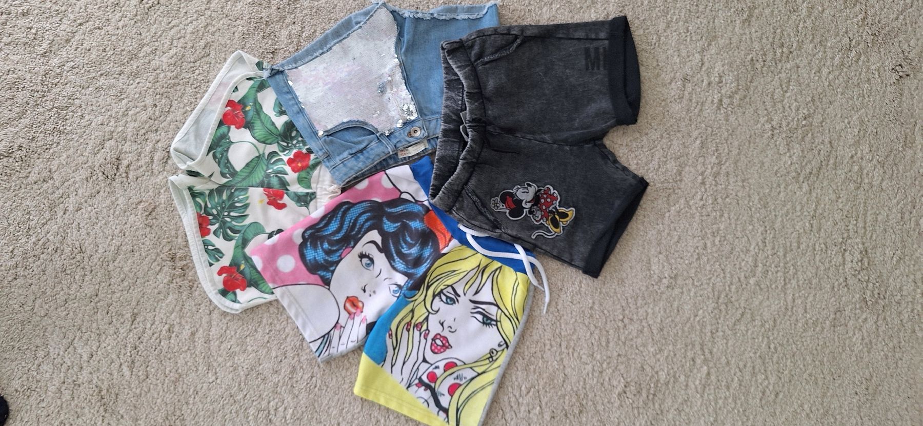Lotti & Set di vestiti: 4 Sommershorts Gr 10 J. – Usato da Castelrotto venduto da Rumy