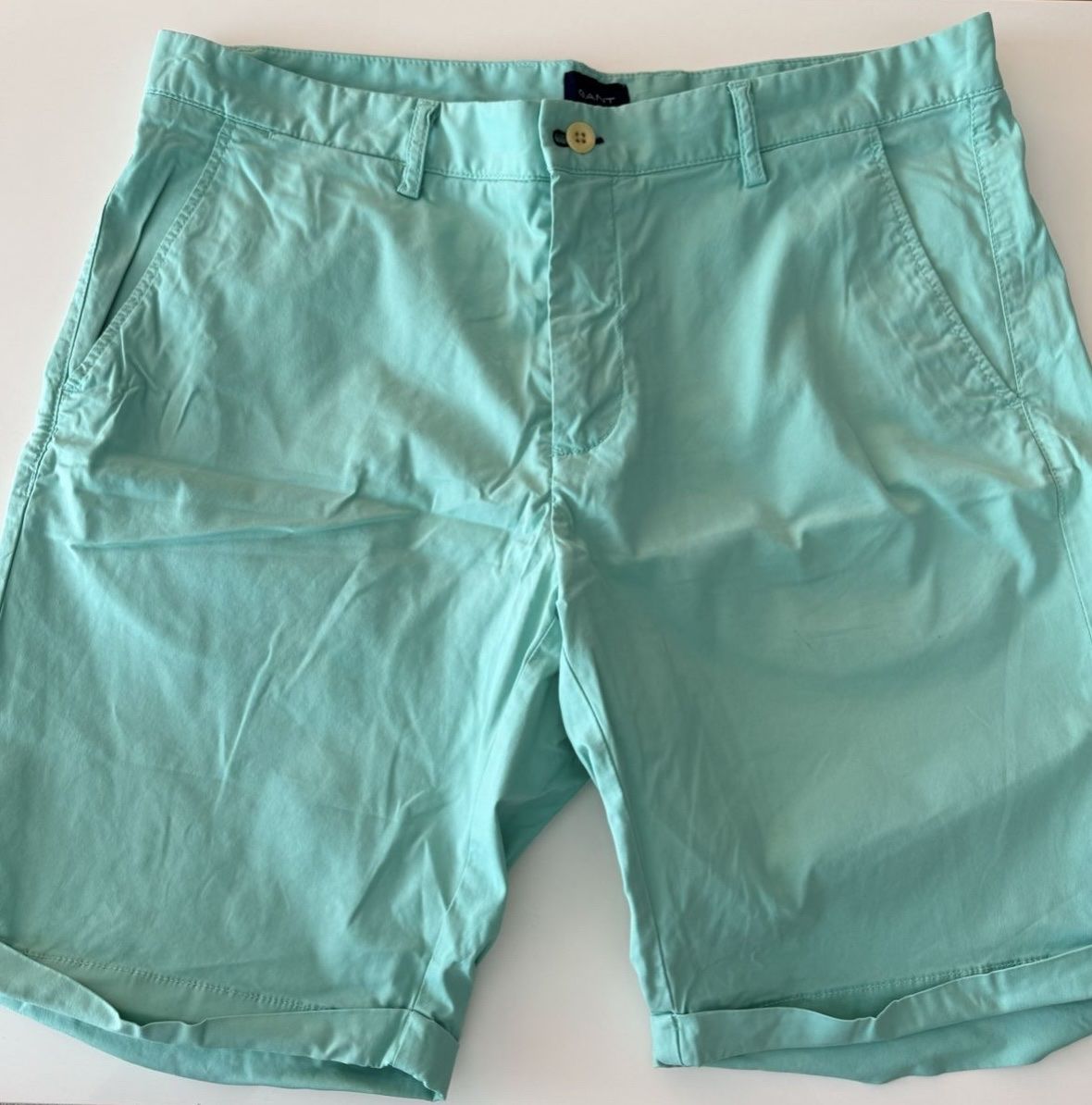 Gant Kleiderpakete: Short marque Gant turquoise – Gebraucht aus Genève von AS27