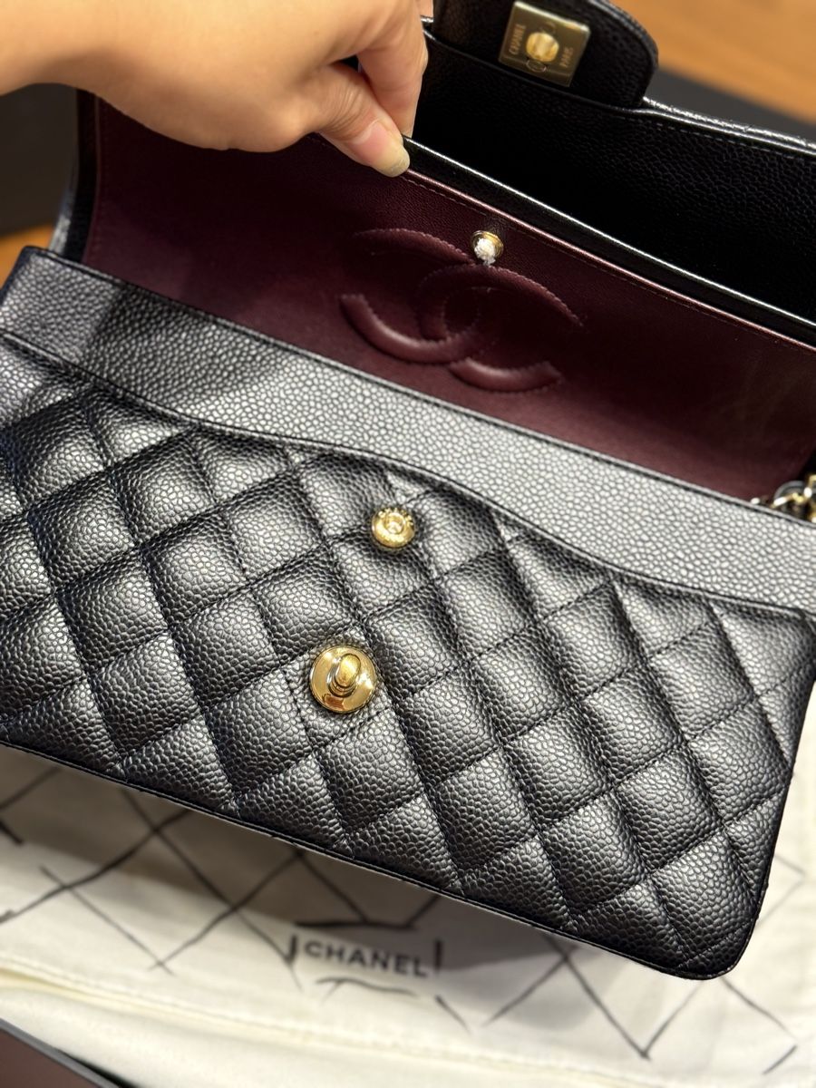 Chanel Borse da donna: Sac classique double rabat taille M – Usato da Chêne-Bourg venduto da luy_hk5b 2