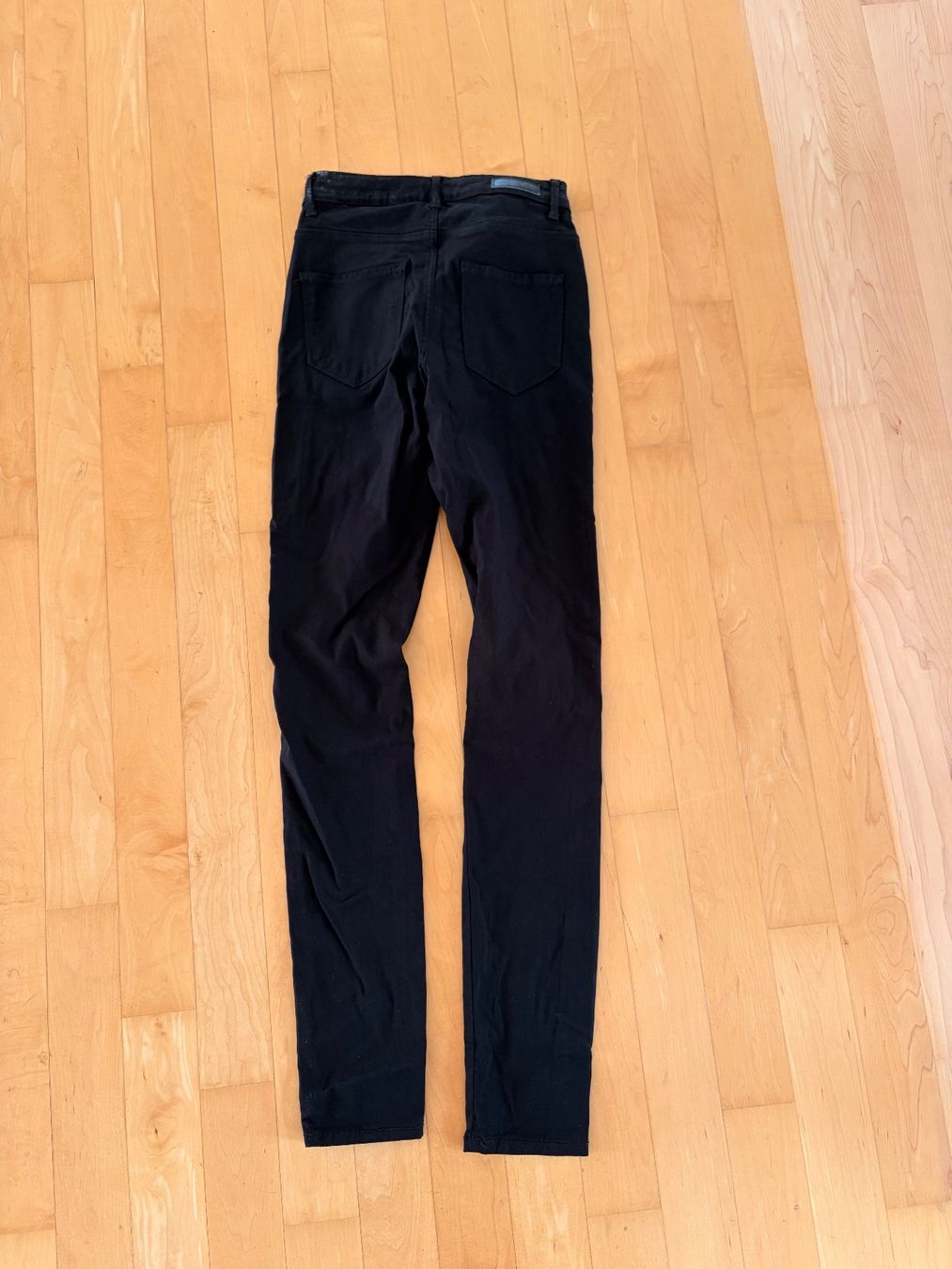 Jeans: Schwarze Jeans von Pisces – Usato da Urdorf venduto da roses202 1