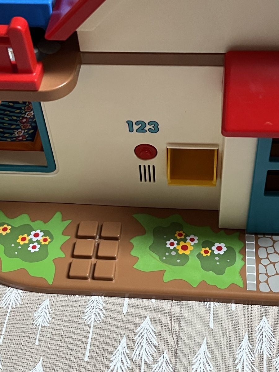 Playmobil Spielzeuge: Maison Playmobil 1.2.3 🏠 – Gebraucht aus La Tour-de-Peilz von Pansy02 2