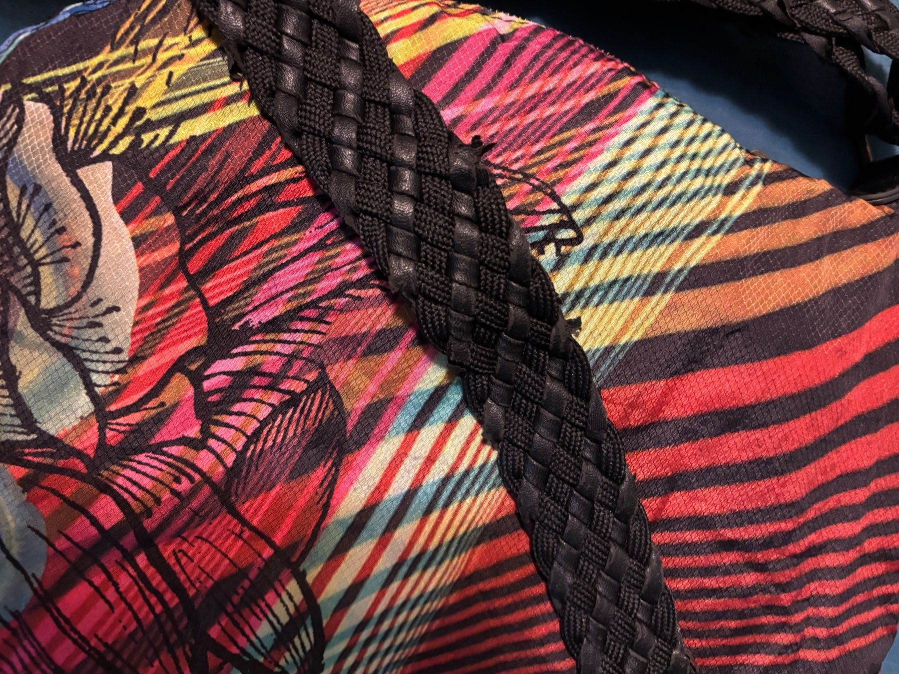 Desigual Borse da donna: Handtasche Desigual bunt gemustert mit Schmetterling – Usato da Bülach venduto da bjoernbenny 9