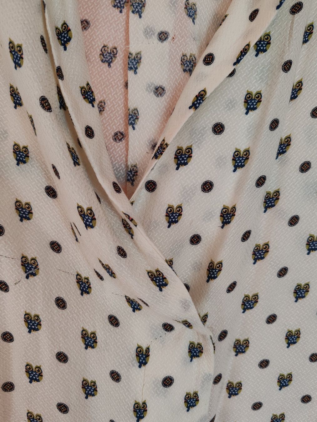 Zara Camicette: Zara-Bluse mit Schalkragen – Usato da Egnach venduto da bgdo26 4