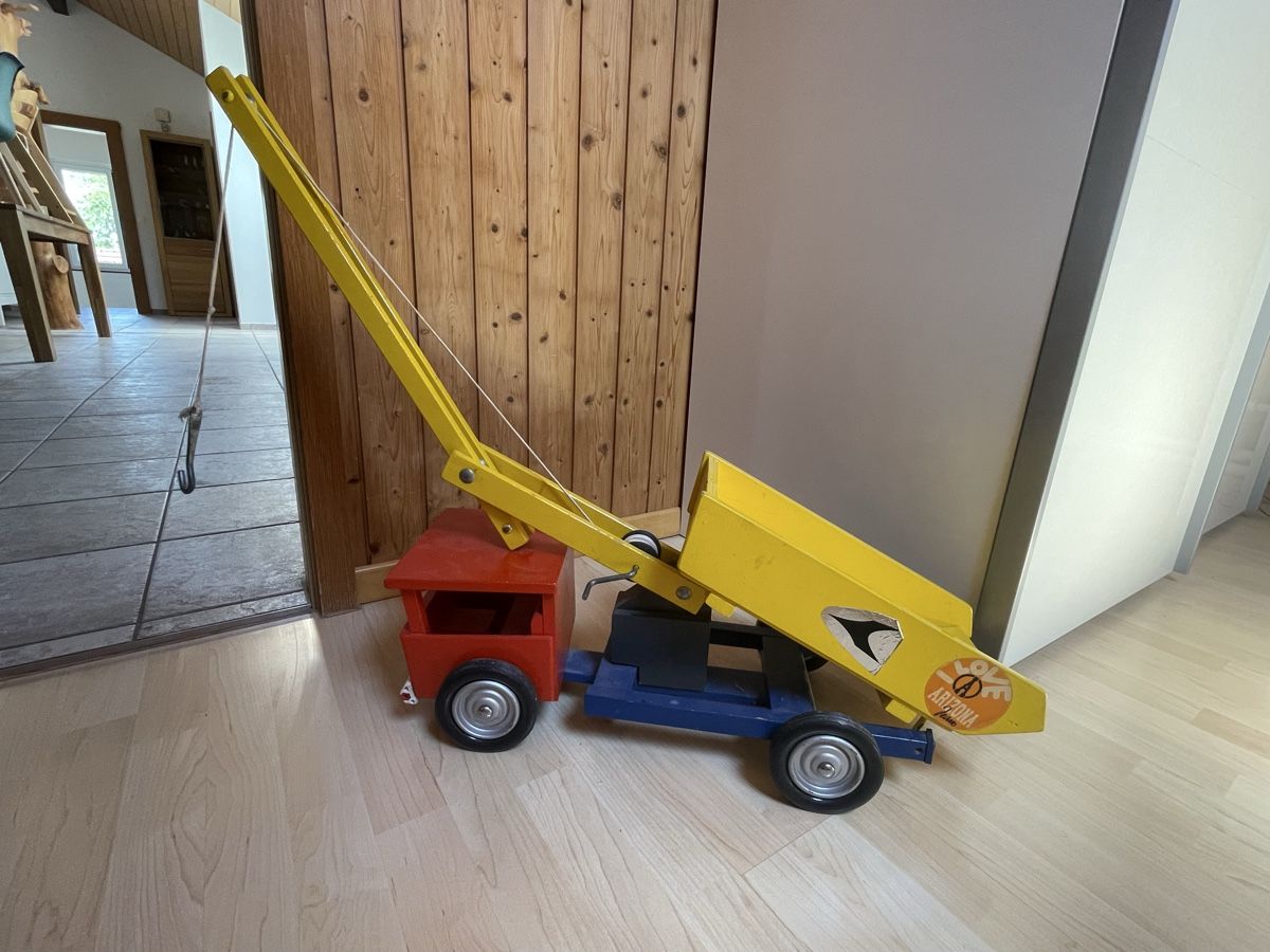 Wisa Gloria Giocattoli: Lastwagen von Wisa Gloria – Usato da Moosleerau venduto da kat_n9qs 1