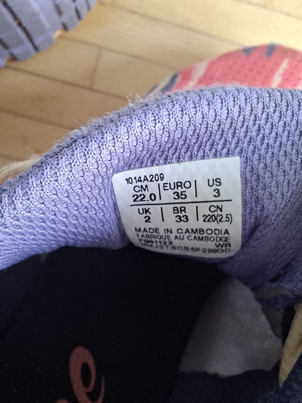 Asics Schuhe für Mädchen: Laufschuhe Asics Grösse 35 – Gebraucht aus Staufen von suzykathmandu 6