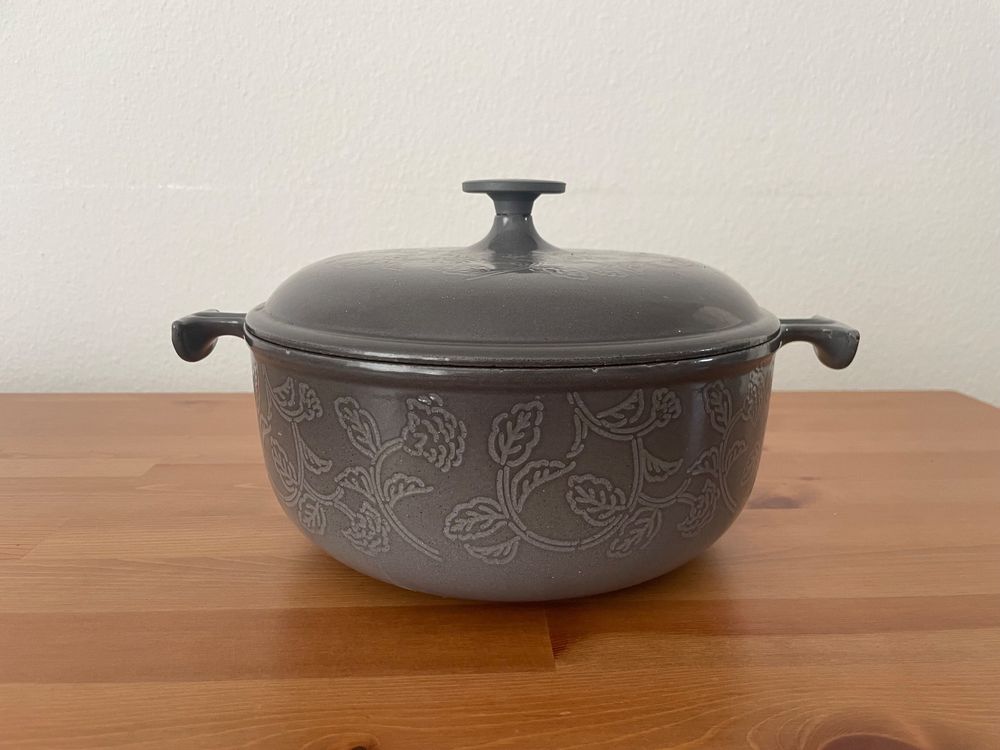 LE CREUSET COCOTTE Enzo Mari La Mama 17 Cm EUR 39,90 - PicClick FR