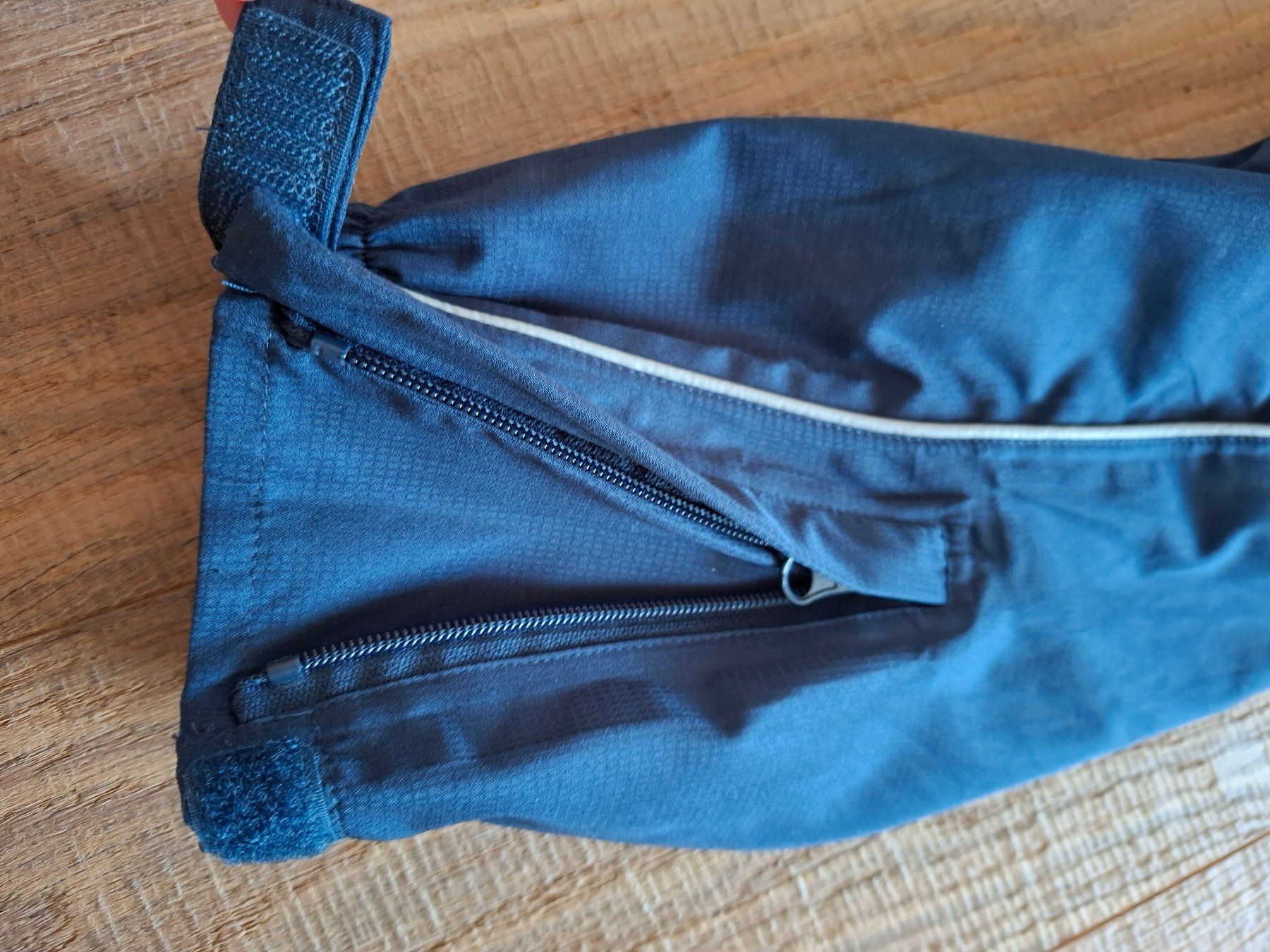 Trevolution Pantalons: Regenhose Kinder Gr. 128 – D'occasion à Tentlingen par RHK_7 2