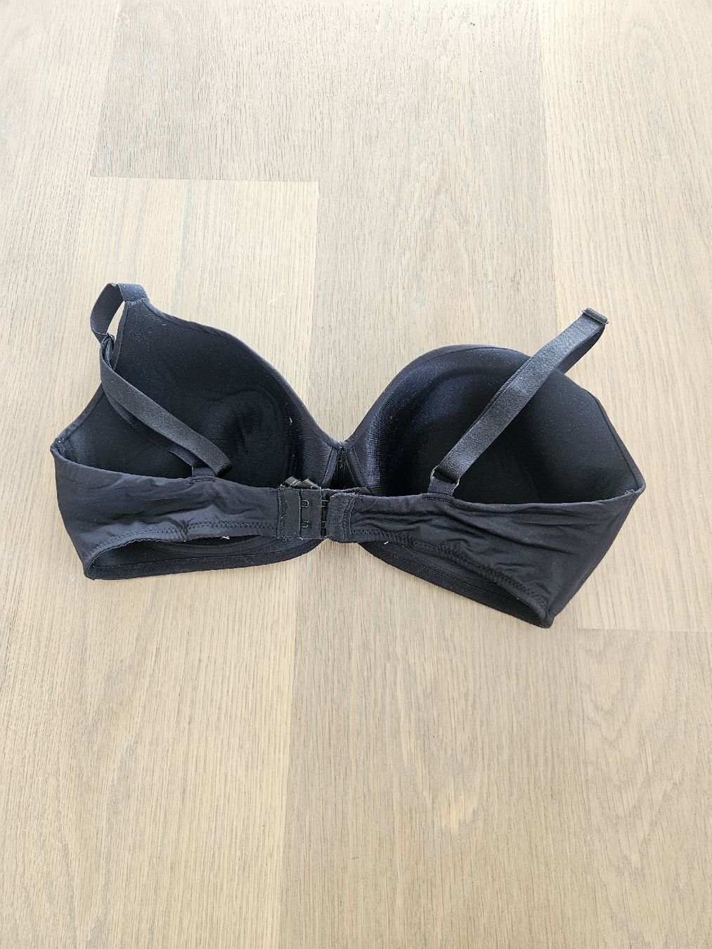 Autres dessous: Damen BH schwarz Grösse 80D – D'occasion à Rüschlikon par zzz1234 1