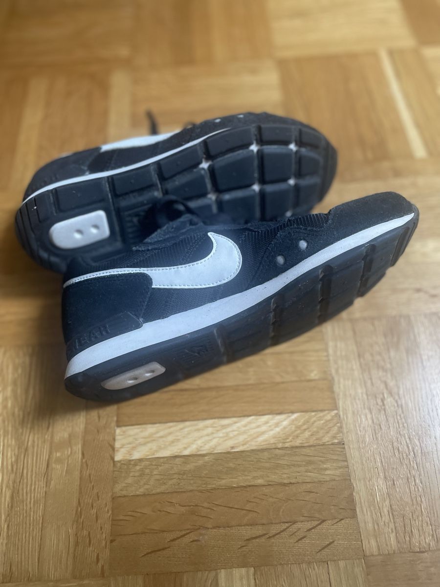 Nike Scarpe da donna: Nike Venture Runner 38.5 – Nuovo (secondo la descrizione) da Zürich venduto da jir_k6j2 2