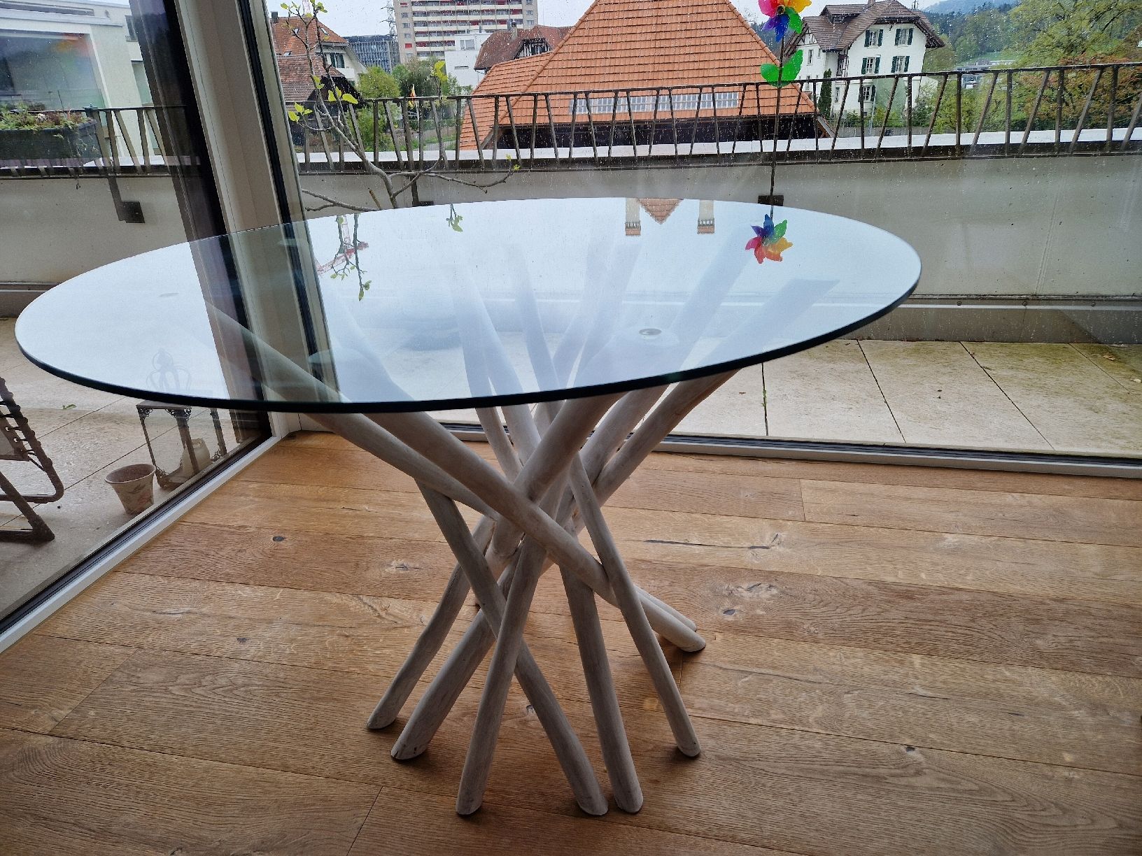 Tables: Runder Glastisch "Sahel" von Bisotto – D'occasion à Mörigen par roscht84 1