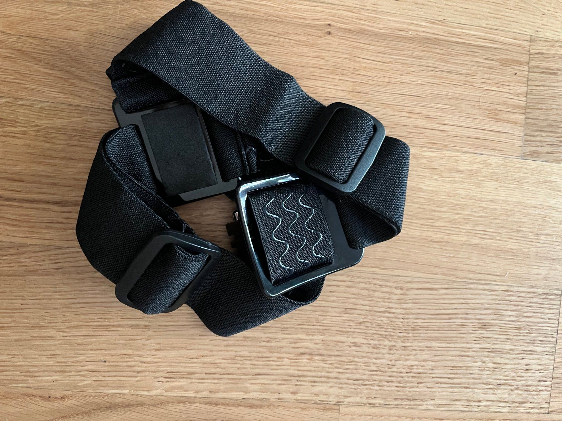 Treppiedi & Teste: GoPro Kopfbefestigung NEU – Nuovo (secondo la descrizione) da Zürich venduto da amo_9bvs 1
