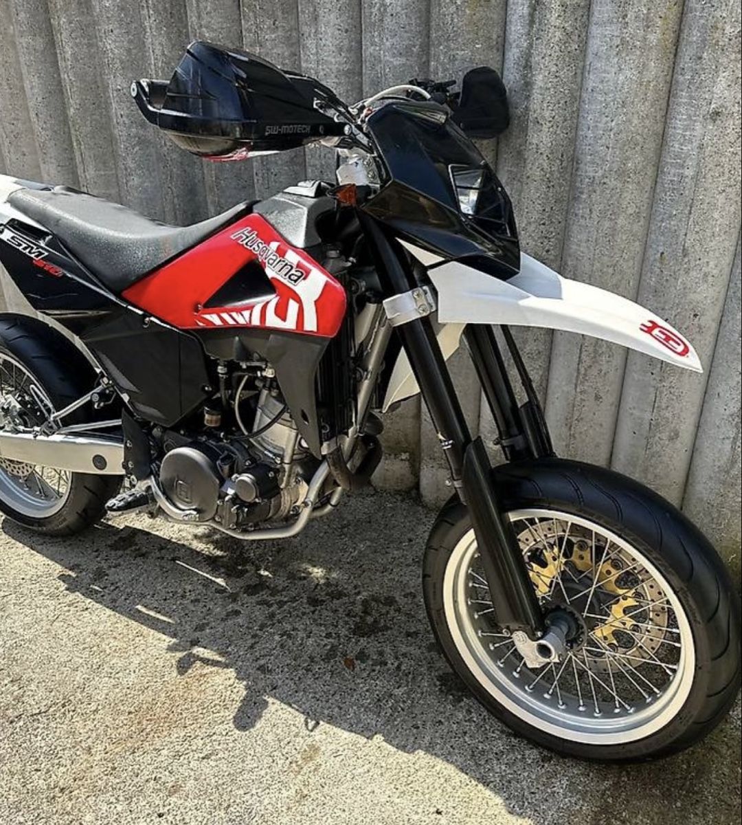 Strada: Husqvarna 610 sm – Usato da Corzoneso venduto da edg_2ntf