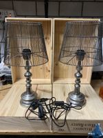 2 Tischlampen Tischleuchten Metallfuss Drahtschirm 