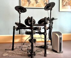 Roland V-Drums TD-07 Electric Drum Kit