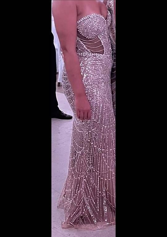 Vestiti: Abendkleid – Usato da Alpnach Dorf venduto da iva_f6z2 4