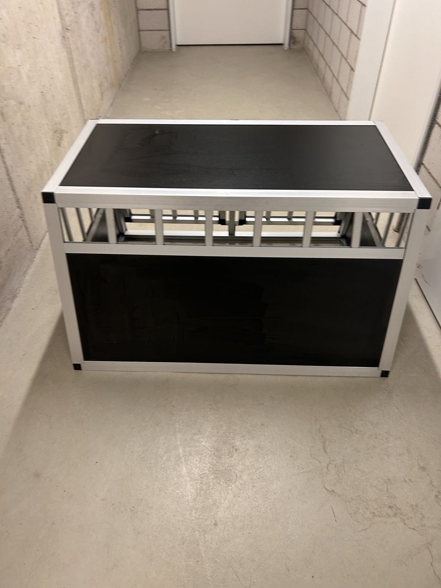 Gabbie, trasporto & Sicurezza: Alu Hundebox Transportbox   – Usato da Zürich venduto da jasmin011 2
