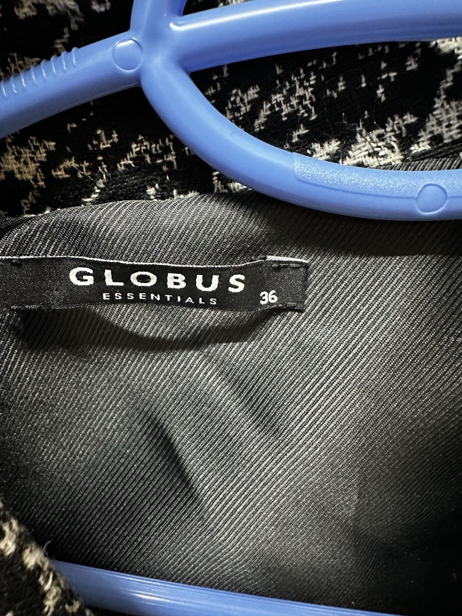 Globus Cappotti: Mantel Globus Essentials schwarz weiss Grösse 36 – Usato da Pully venduto da farzin 1