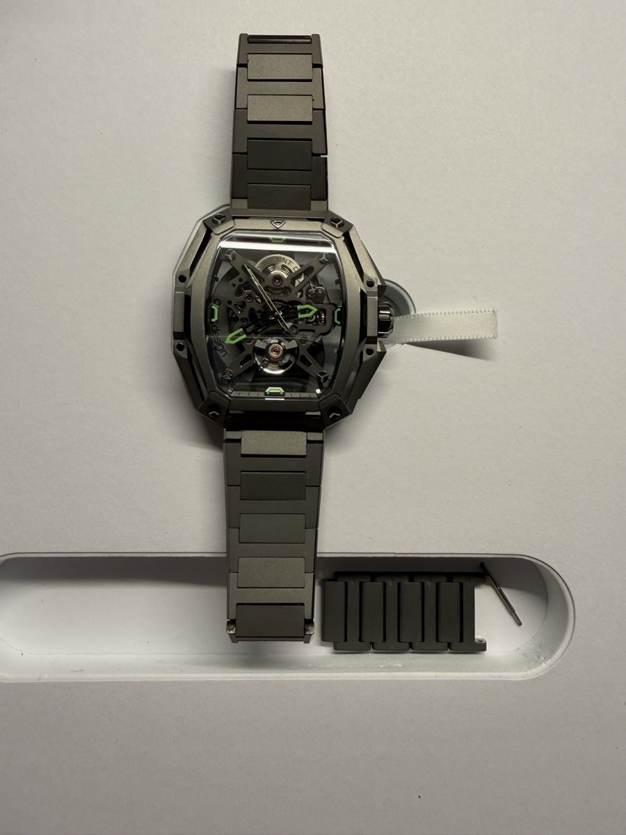 Ciga Design Orologi: Montre Ciga Design Hunter titane automatique – Nuovo (secondo la descrizione) da Biel/Bienne venduto da Bo1986 4