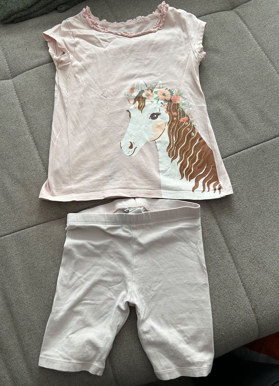 Lotti & Set di vestiti: Div. Sommerkleider Mädchen Gr. 110/116 – Usato da Vilters venduto da Nohausi77 2