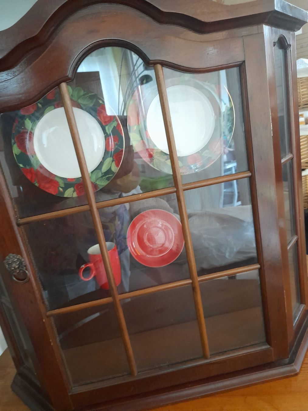 Vetrine: kleines Glas Wand Hängeschränkchen – Usato da Dielsdorf venduto da Discus