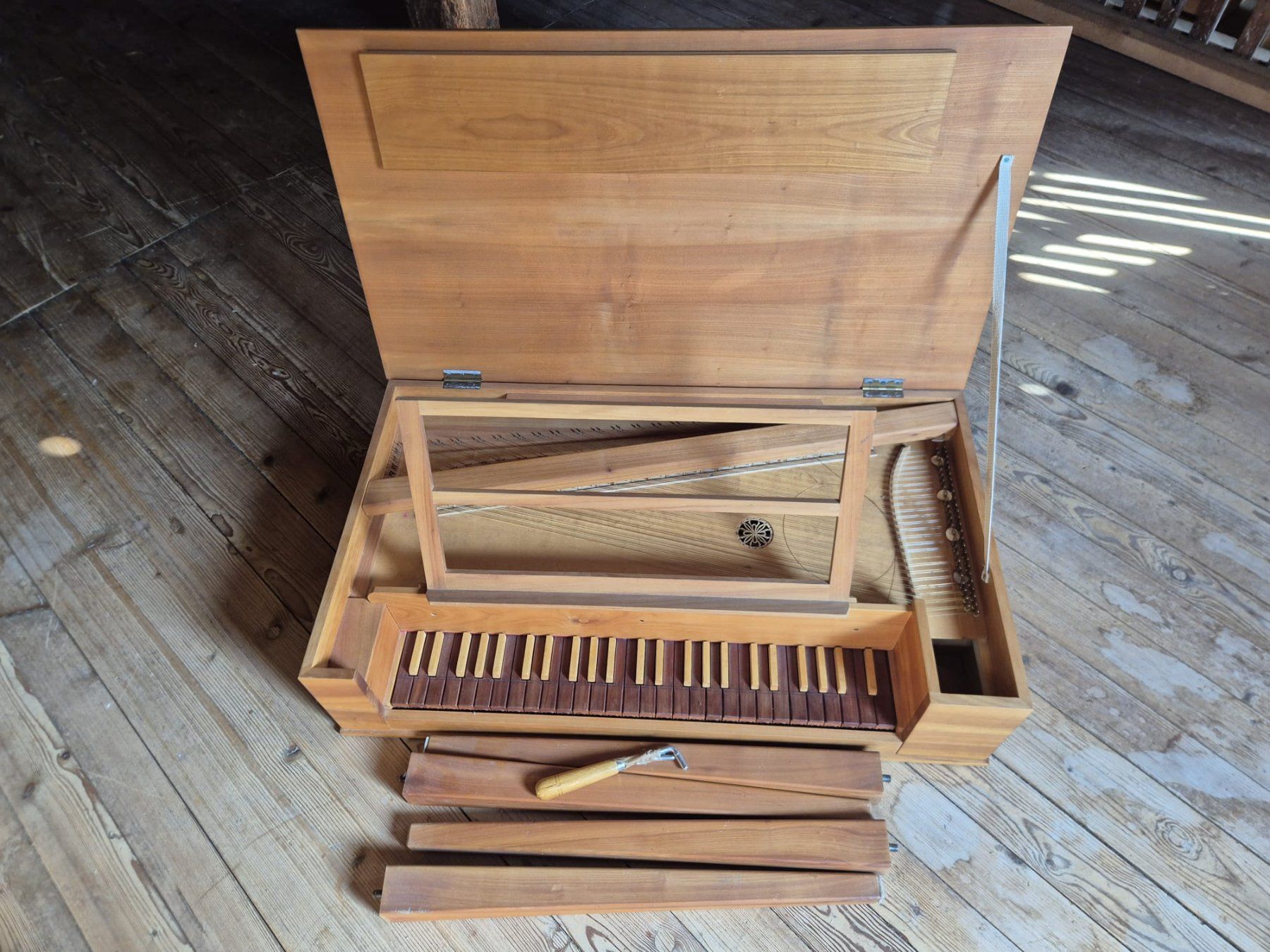 Instruments de musique: Spinett – D'occasion à Stein am Rhein par pas_ry8f