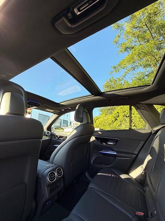 Automobili: REPRISE DE LEASING - GLC 300e  – Usato da Châtelaine venduto da costaduarte 3