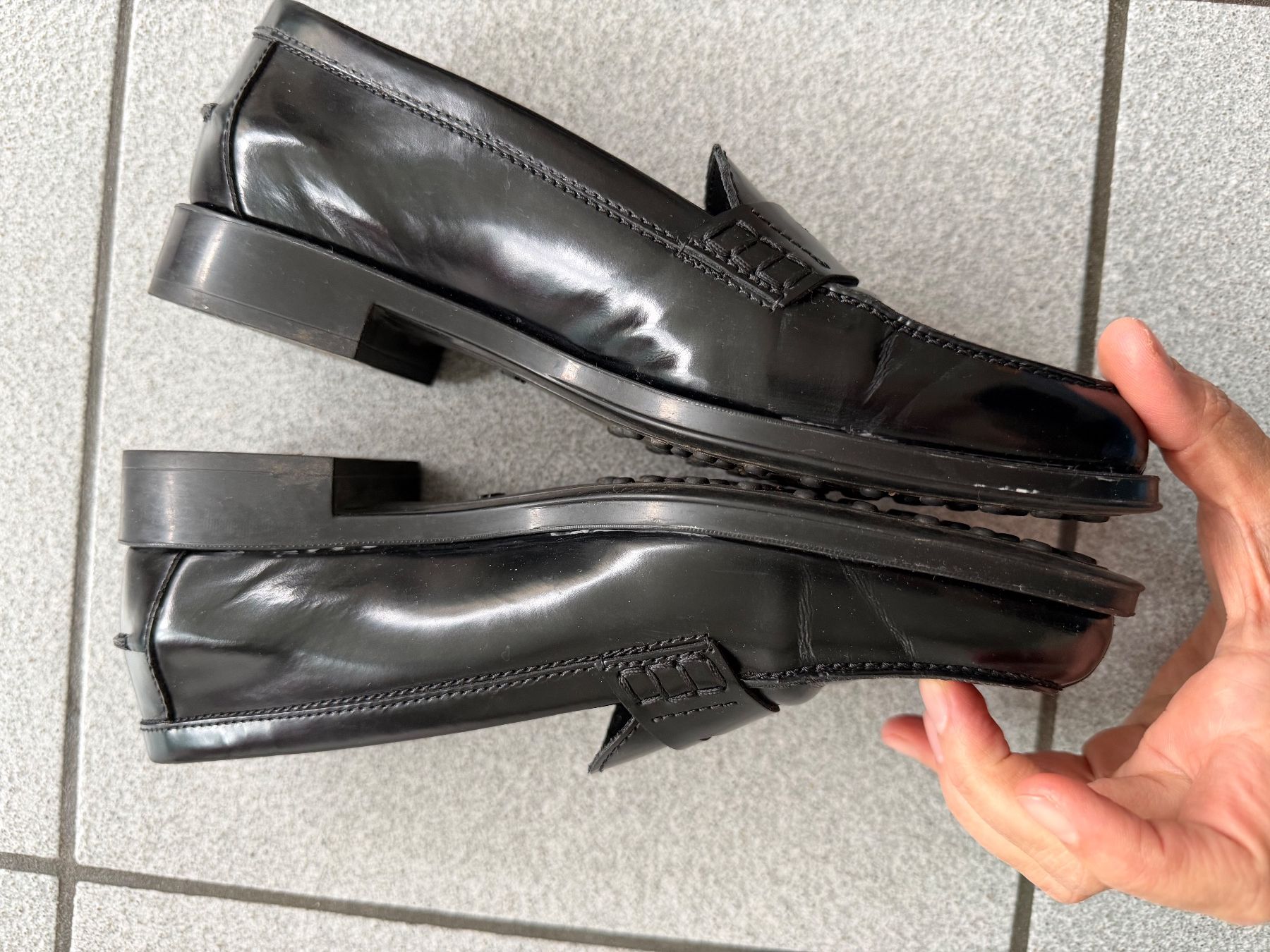 Tod'S Scarpe da donna: Tod’s - schwarze Loafer – Usato da Zürich venduto da laurapb 2