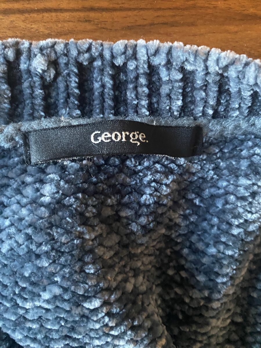 Pullover & Sweatshirts: George Samt Pullover, Gr. M – Gebraucht aus Bern von paultschur11 1