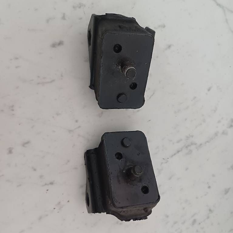 Accessori per altri veicoli: 2 Supporti motore nuovi – Usato da Castel San Pietro venduto da iva_dvm7 3