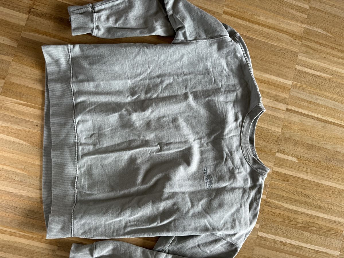 Pull&Bear Maglioni & Felpe: 3 Sweatshirts von Pull&Bear – Nuovo (secondo la descrizione) da Basel venduto da Glamourpourtoi 3
