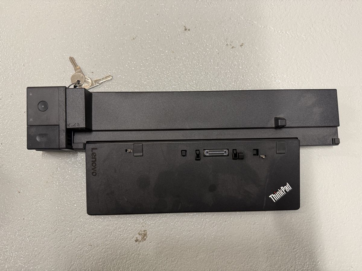 Lenovo Dockingstation: Lenovo ThinkPad Workstation Dock 40A5 mit Schlüssel – Gebraucht aus Hohenrain von roli1983 2