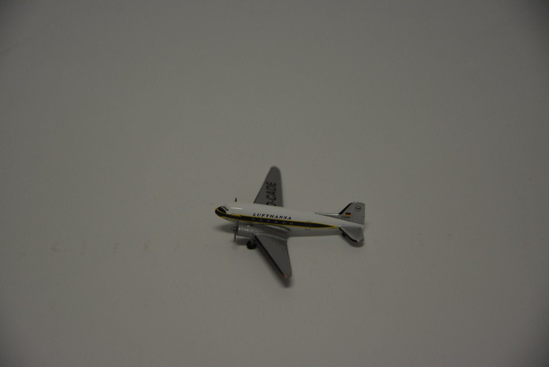 Herpa Kit di modellismo & Modellini statici: Douglas DC-3 5167  Lufthansa ,1:500 – Nuovo e nell'imballaggio originale da Goldach venduto da Feivel9 2