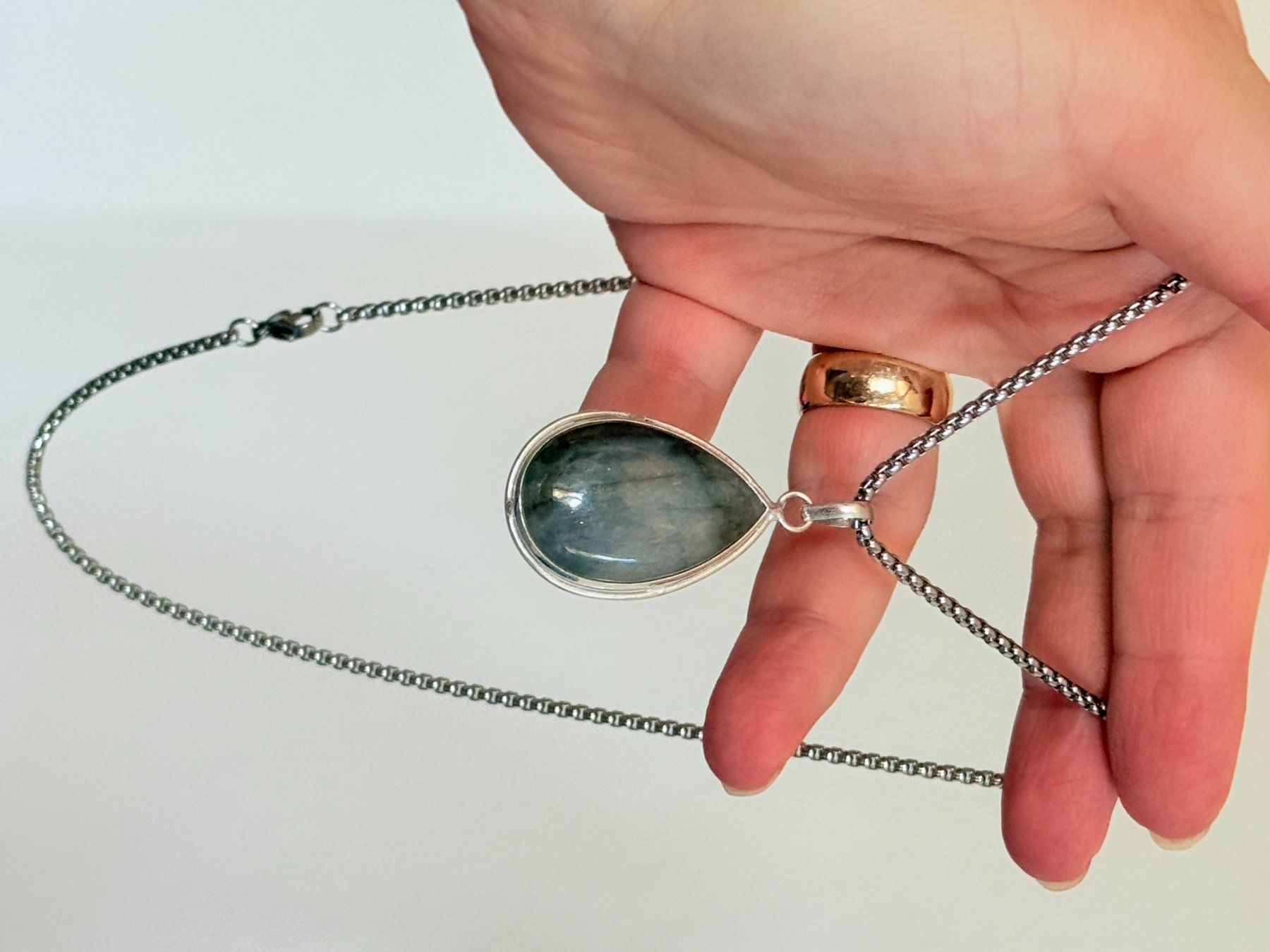 Catenine: Collier pendentif goutte labradorite – Nuovo e nell'imballaggio originale da Genève venduto da AWWA 6