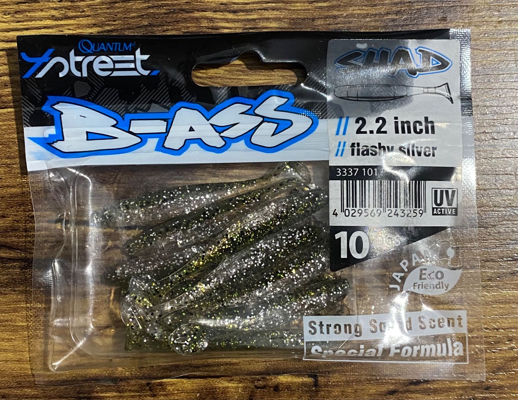 Esche: QUANTUM 4street B-Ass Shad 2.2" 5.6cm – Nuovo e nell'imballaggio originale da Widnau venduto da Fishingtackle_Oggy