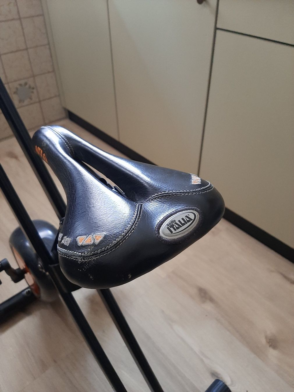 Hometrainer: Velo d'appartement pliable – Gebraucht aus Fribourg von metalhands 3