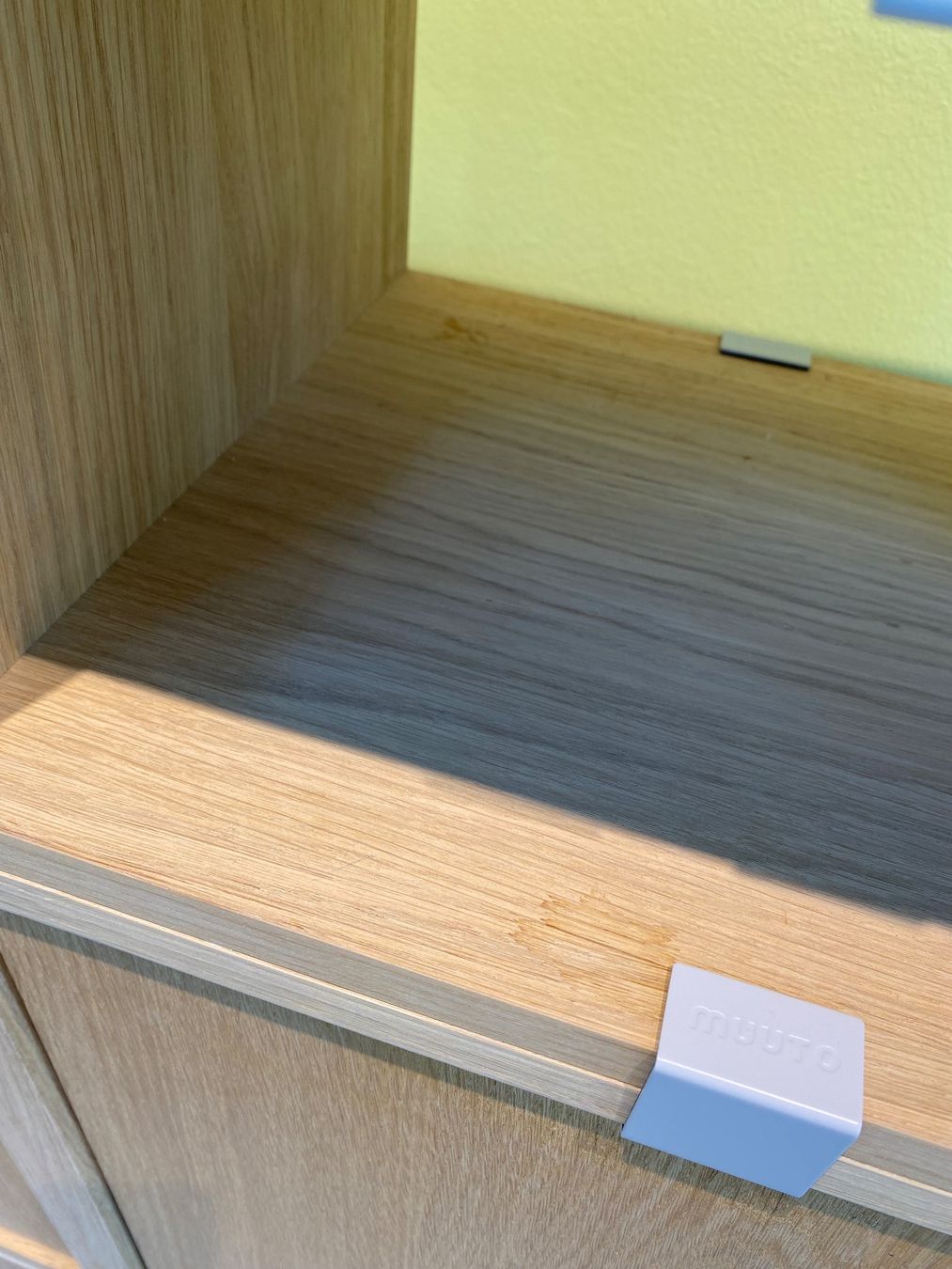 Muuto Scaffali: Muuto - Stacked Shelving – Usato da Zürich venduto da NordicSale 3