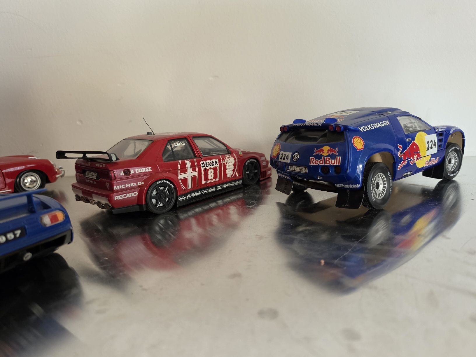 Modellini d'auto: Model Autos, Spielzeug Autos 1:18 – Usato da zürich venduto da val_yr8v 9