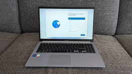 ASUS Vivobook 15 Laptop | Intel i7 | 16GB RAM | 512GB SSD