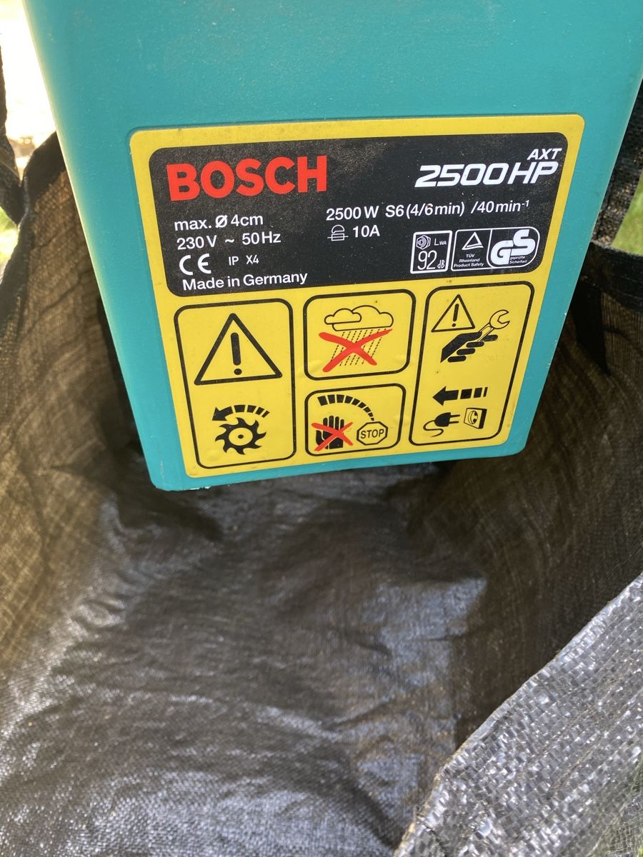 Bosch Déchiqueteuse: Bosch Häksler – D'occasion à Bächli (Hemberg) par aika012 1