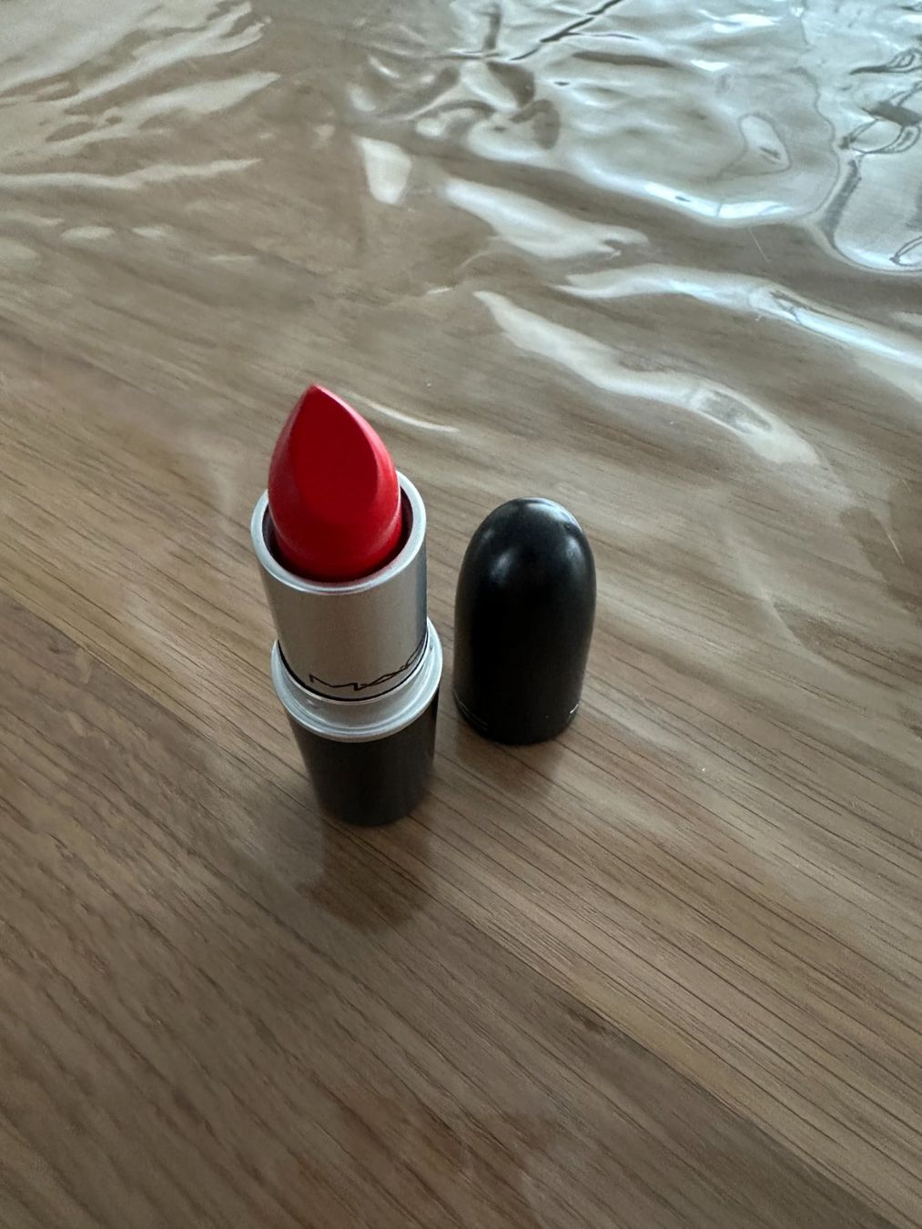 Mac Cosmetics Make-up: Mac matte lipstick Lady Danger 607 – Nuovo (secondo la descrizione) da Courgevaux venduto da Qwertz111320 1