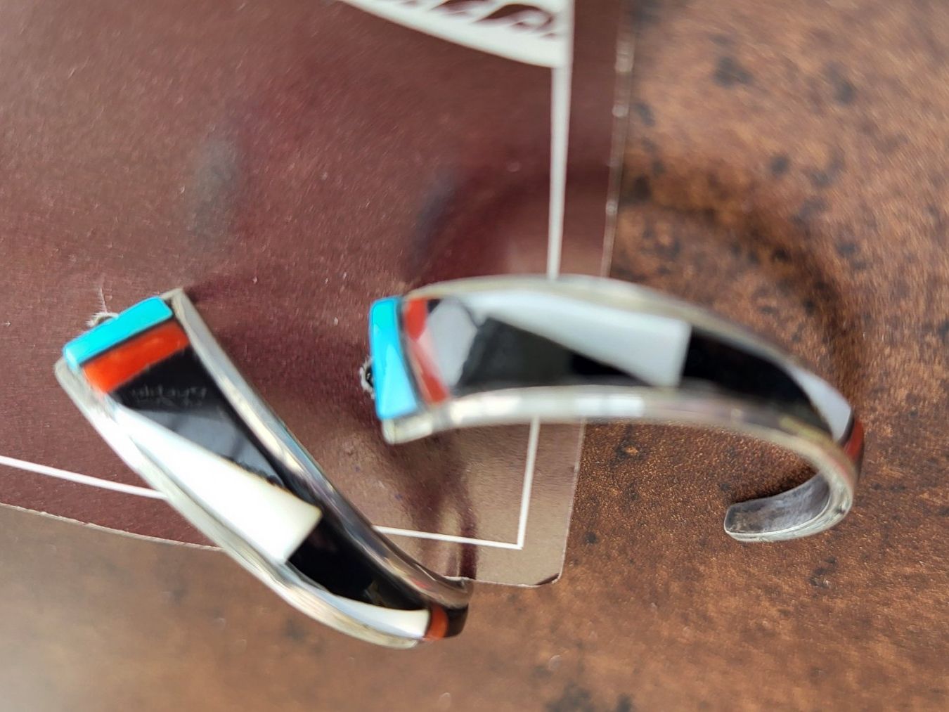 Orecchini pendenti & Orecchini a lobo: Zuni Sterling Silber Ohrstecker handgefertigt – Nuovo (secondo la descrizione) da Rheineck venduto da Bgaragesale 3