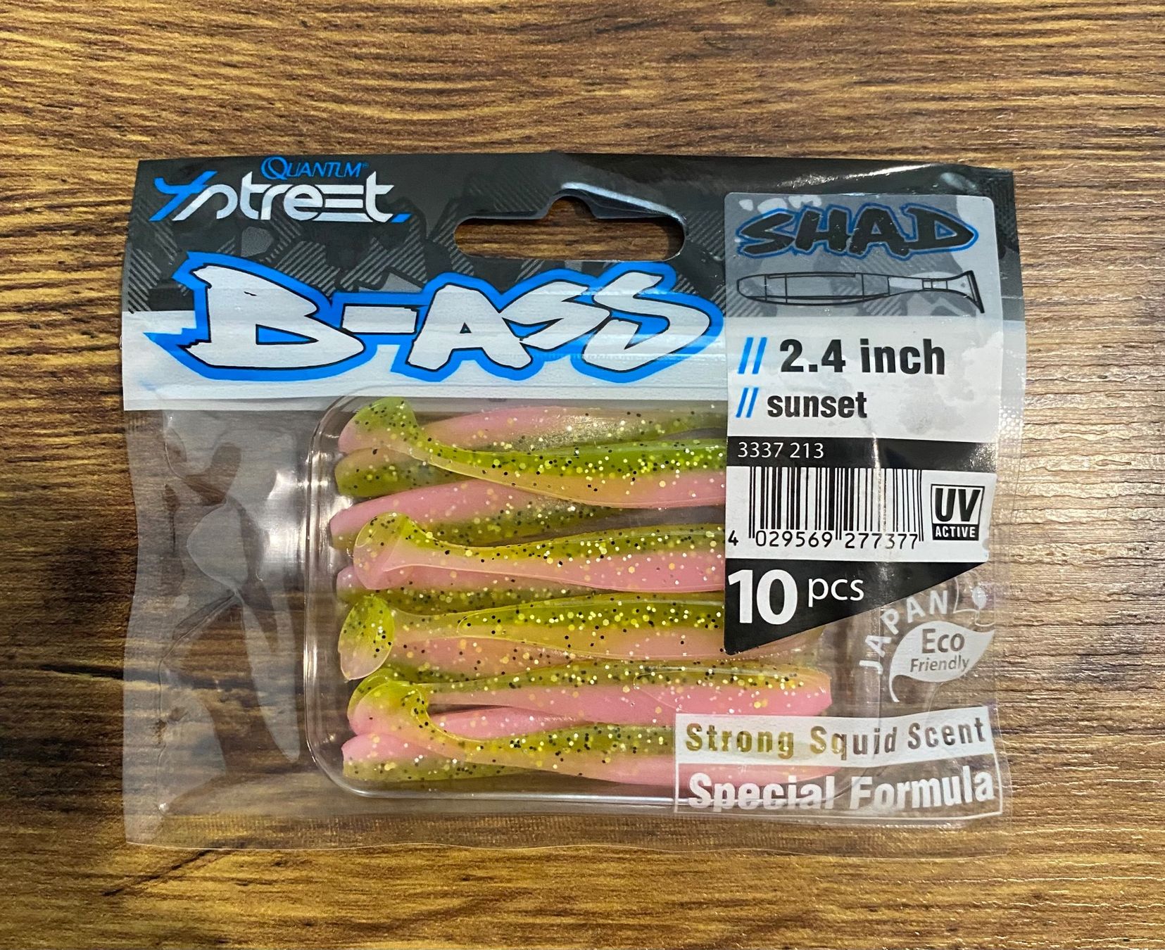 Esche: QUANTUM 4street B-Ass Shad 2.4 6.1cm – Nuovo e nell'imballaggio originale da Widnau venduto da Fishingtackle_Oggy
